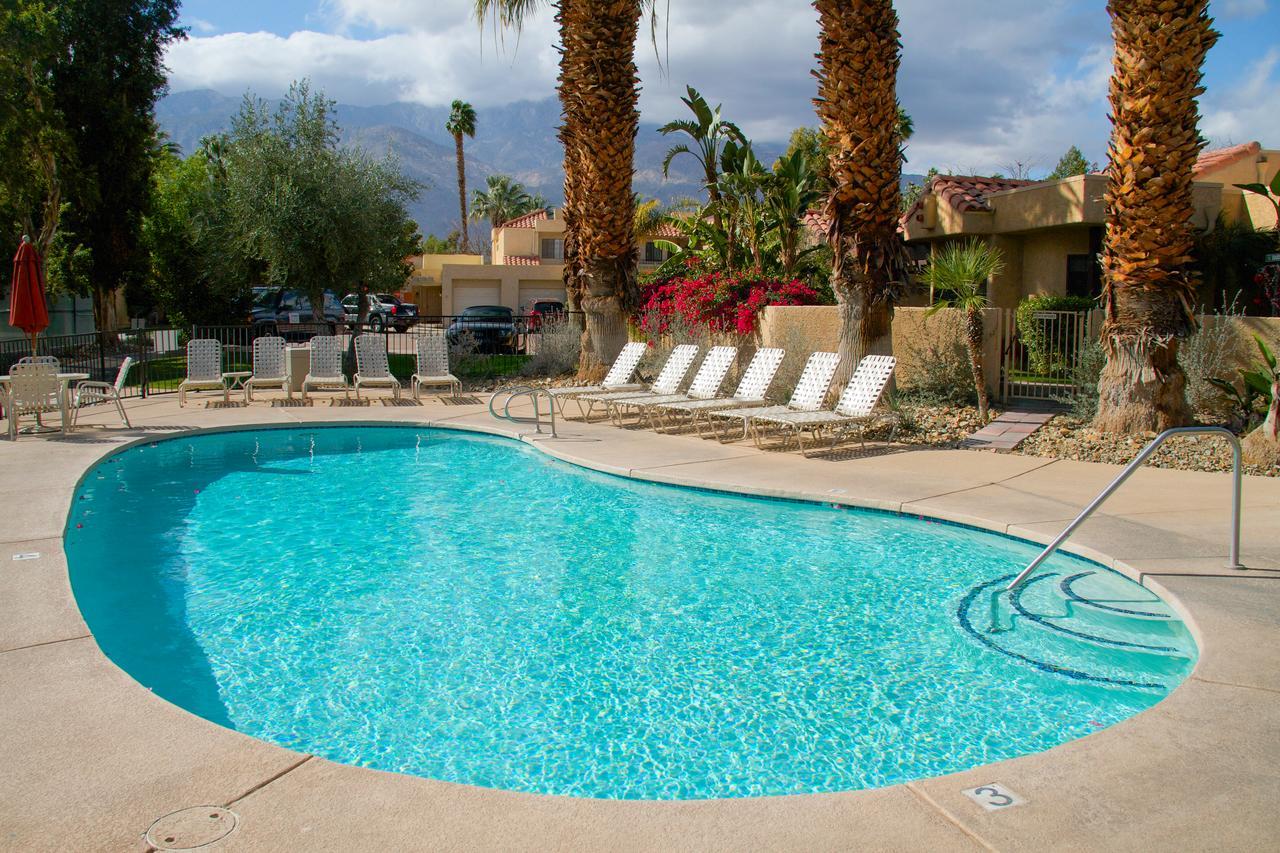 The Oasis Resort Palm Springs Exterior photo
