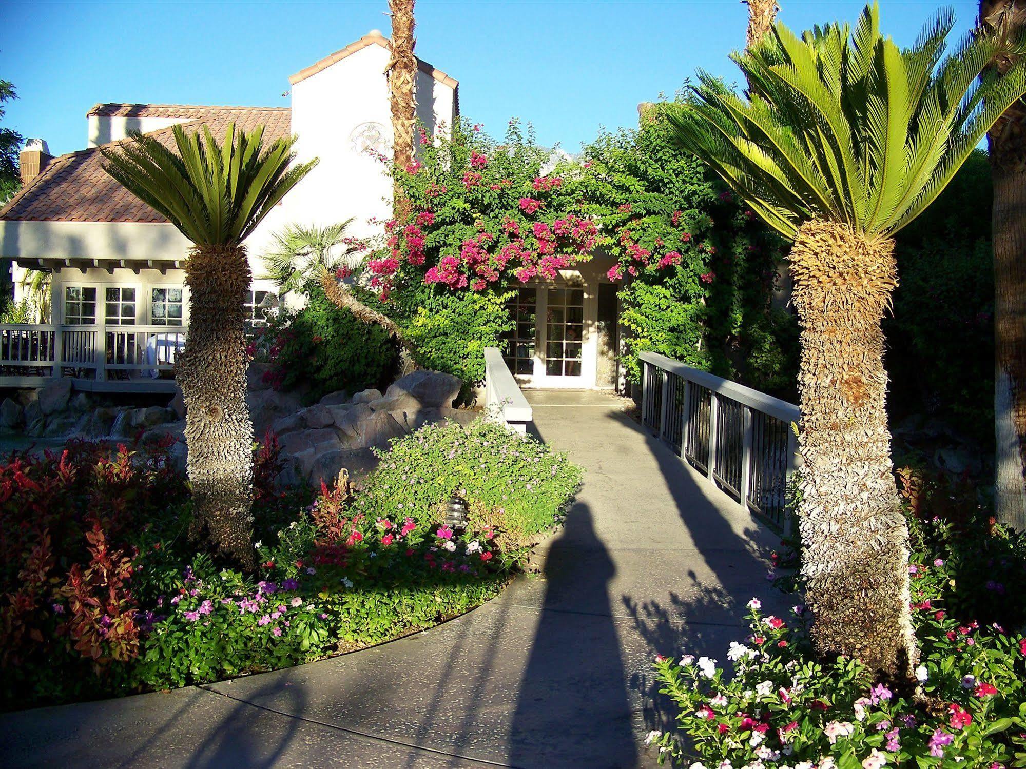 The Oasis Resort Palm Springs Exterior photo
